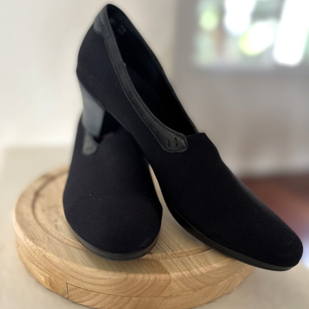 Munro Women's Shoes Black Comfort Heels- Size 10 Narrow